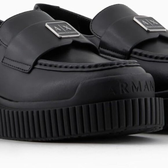 Women's Leather Loafer Size 8.5 Chunky Sole Pull-On Slip-On Trendy - Picture 1 of 5